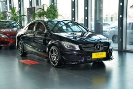 2016款奔驰CLA260 4MATIC