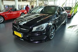 2016款奔驰CLA260 4MATIC