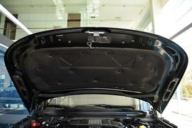 2016款路虎揽胜5.0 V8 SC AB尊崇创世加长版