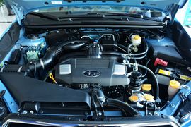 2016款斯巴鲁XV 2.0i进取版