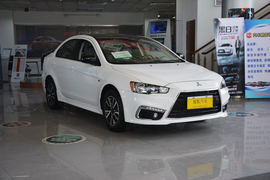 2016款三菱翼神1.8L CVT黑白复刻版