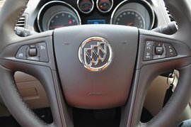 别克君威2.0L世博版OnStar