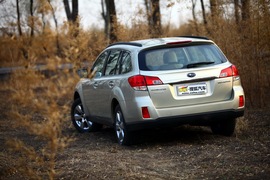 2010款斯巴鲁新傲虎深度测试