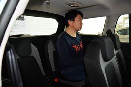 2015款雪铁龙C4毕加索 Grand 1.6T时尚型 7座