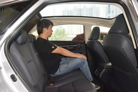 2016款雷克萨斯NX300h 全驱 锋致版