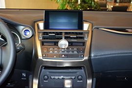 2016款雷克萨斯NX300h 全驱 锋致版