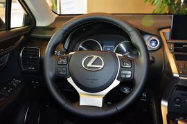 2016款雷克萨斯NX300h 全驱 锋致版