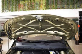 2016款宝骏730 1.5L手动标准型 5座