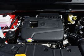 2016款长安CS15 1.5L手动时尚版