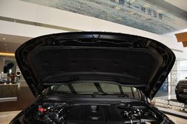 2016款路虎揽胜运动版2.0 GTDI HSE