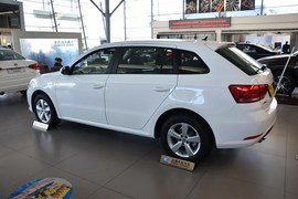 2015款大众朗行1.6L自动风尚型