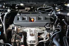 2016款本田雅阁2.0L CVT舒适版
