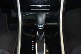 2016款本田雅阁2.0L CVT舒适版