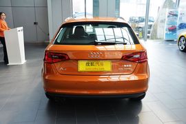 2015款奥迪A3 Sportback 35TFSI 300万纪念舒享版