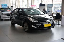 2015款现代朗动1.6L自动尊贵型