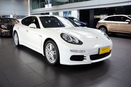 2016款保时捷Panamera Edition 3.0T