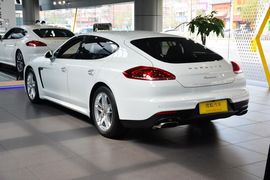 2016款保时捷Panamera Edition 3.0T
