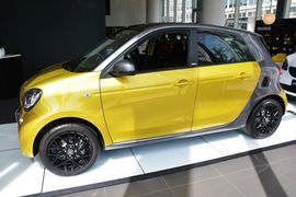 2016款smart forfour 0.9T吴亦凡限量版