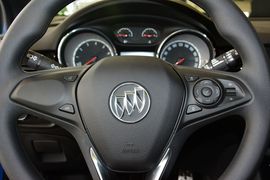 2016款别克威朗GS 20T双离合豪情运动型