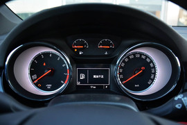 2016款别克威朗GS 20T双离合豪情运动型