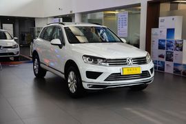 2016款大众途锐3.0TSI舒适型