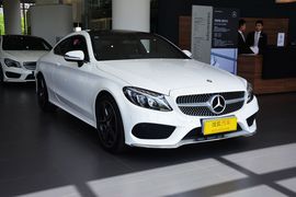 2016款奔驰C200轿跑版