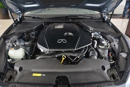 2016款英菲尼迪Q50L 2.0T舒适版