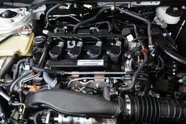 2016款本田思域 220TURBO自动尊耀版