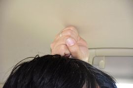 后排头部空间