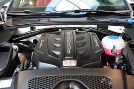 2016款保时捷Macan Turbo 3.6T 改款