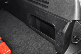 2015款标致3008 2.0L自动经典版