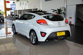 2015款现代Veloster飞思 1.6T自动豪华版