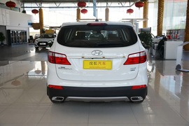 2016款现代格锐2.0T 7座四驱领先版