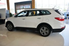 2016款现代格锐2.0T 7座四驱领先版