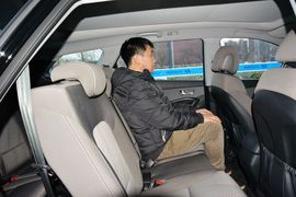 2016款现代格锐2.0T 7座四驱领先版