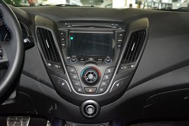 2015款现代Veloster飞思 1.6T自动豪华版