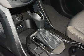 2016款现代格锐2.0T 7座四驱领先版