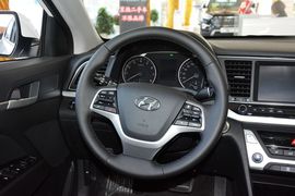 2016款现代领动1.6L自动 智炫 豪华型