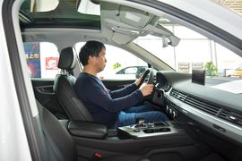 2016款奥迪Q7 45TFSI技术型