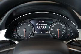 2016款奥迪Q7 45TFSI技术型