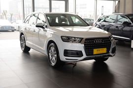 2016款奥迪Q7 45TFSI技术型