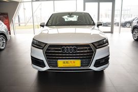 2016款奥迪Q7 45TFSI技术型