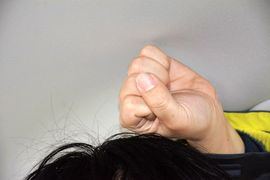 后排头部空间