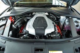 2016款奥迪A8L 45TFSI quattro豪华型