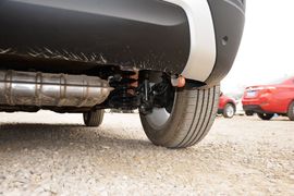 2016款中华V3 1.5L自动精英型