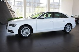 2016款奥迪A4L 35TFSI自动舒适型