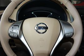 2013款日产天籁2.0L XL-NAVI智领版