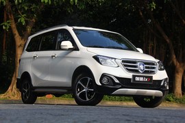 2016款福田伽途ix7 1.5L智尊型
