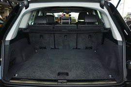 2016款奥迪Q7 40TFSI舒适型