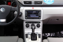 2011款大众迈腾2.0TSI DSG 豪华版深度试驾